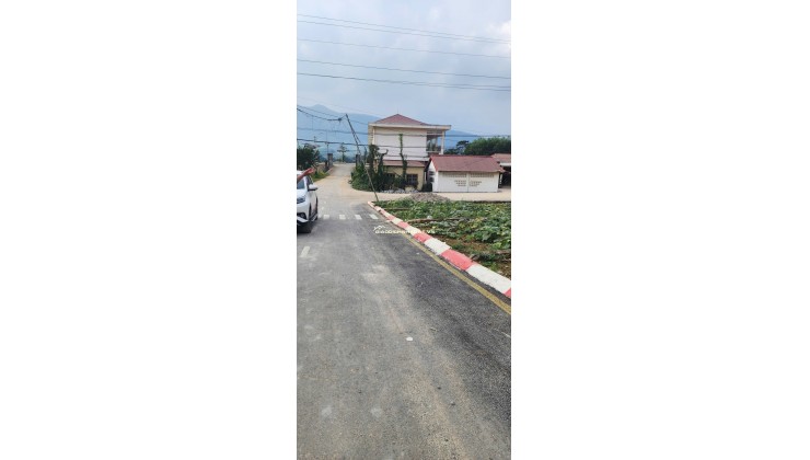 Bán đất đối diện trường Mầm Non Hợp Thành - TP Hòa Bình - 2 mặt tiền 110m2  5xx